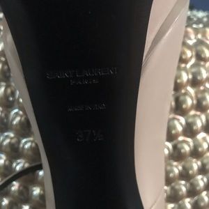 Saint Laurent Mary James